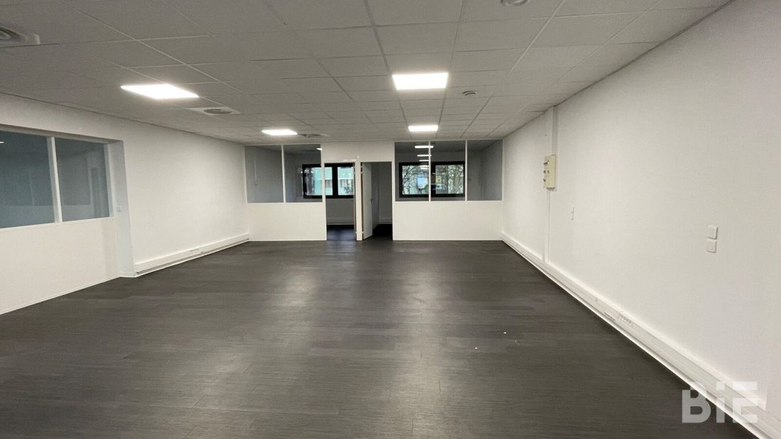 Photo 4 – Location bureaux	CANEJAN (33610)