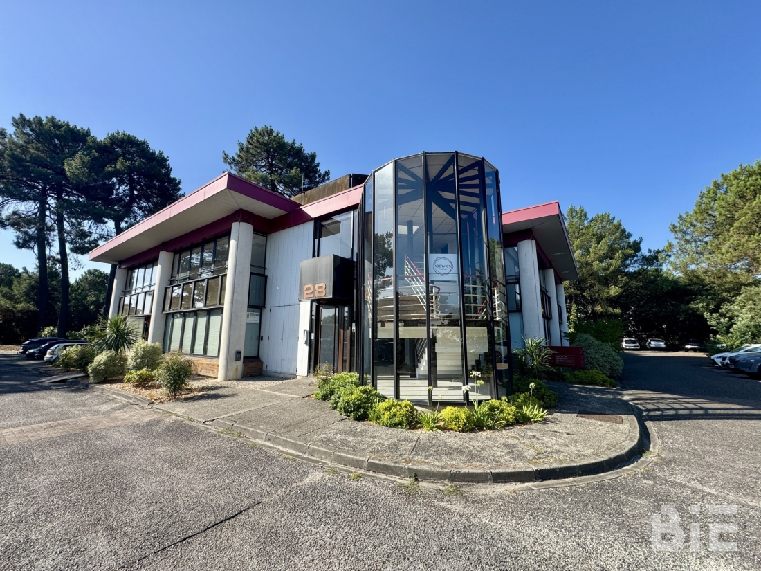Photo 2 – Location bureaux	MERIGNAC (33700)