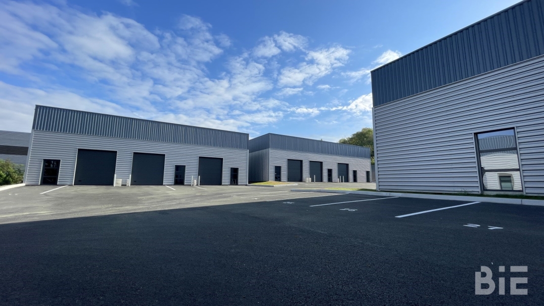 Photo 3 – Vente entrepôts / activités	BASSENS (33530)