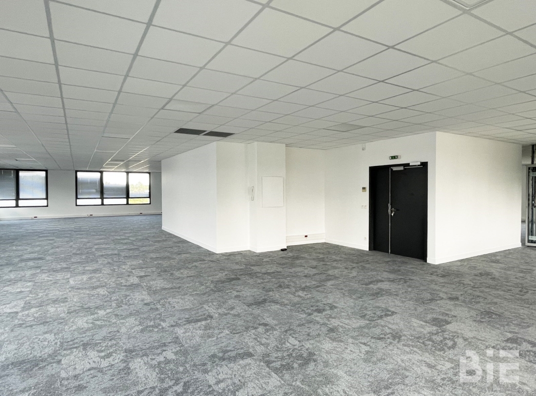 Photo 3 – Location bureaux	MERIGNAC (33700)