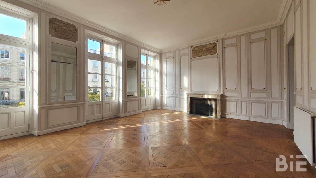 Photo 2 – Location bureaux	BORDEAUX (33000)