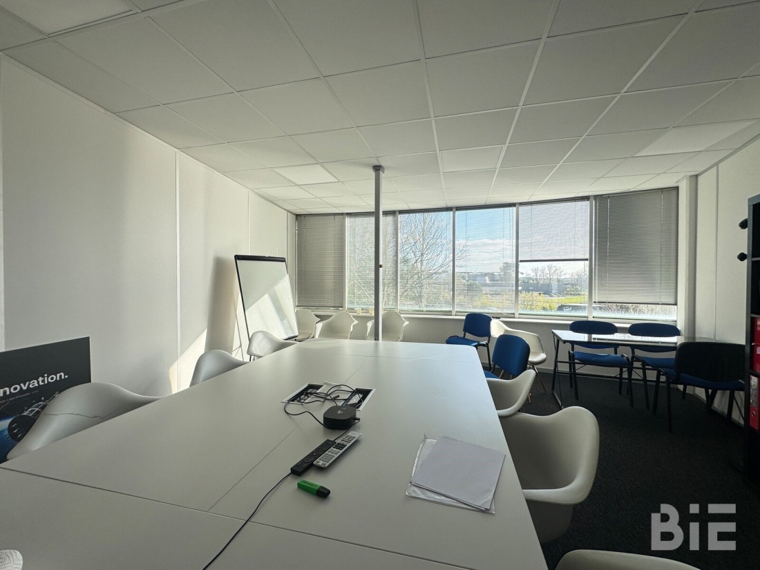 Photo 2 – Location bureaux	MERIGNAC (33700)