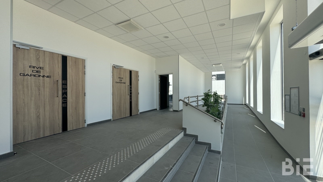 Photo 2 – Location bureaux	BORDEAUX (33800)