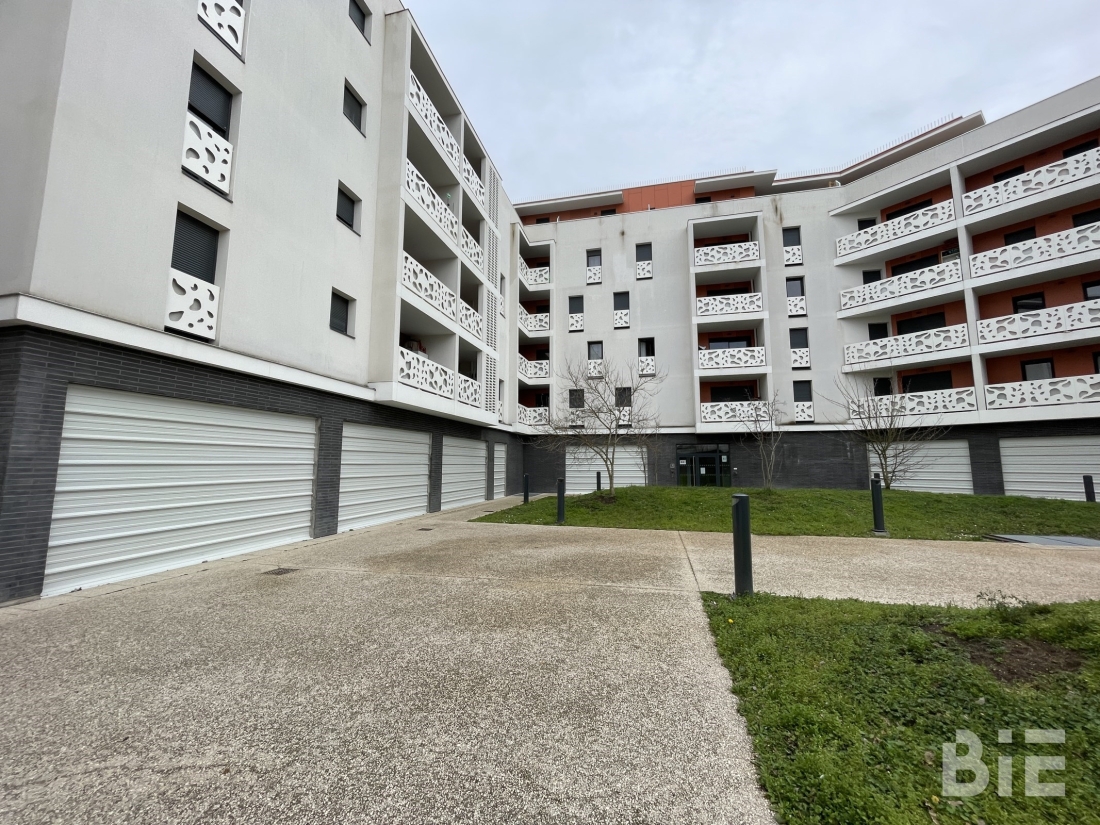Photo 3 – Vente locaux commerciaux	LORMONT (33310)