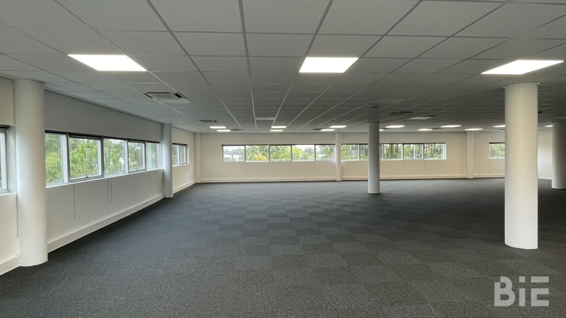 Photo 2 – Location bureaux	BRUGES (33520)