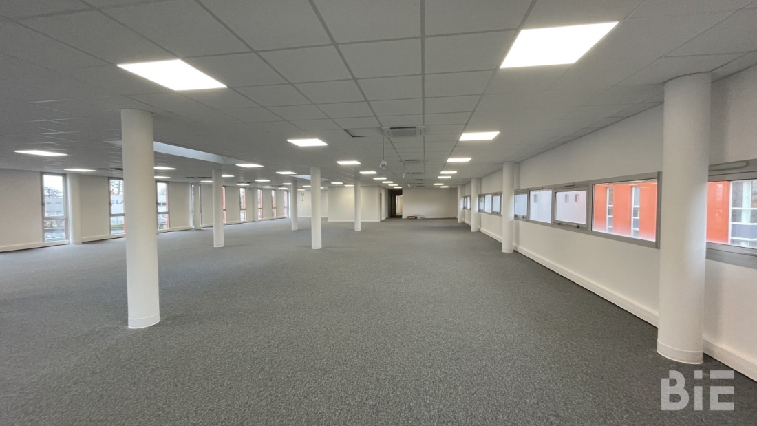 Photo 6 – Location bureaux	CANEJAN (33610)