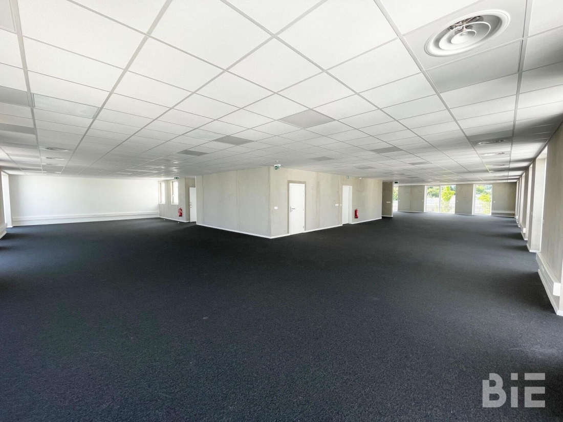 Photo 6 – Vente bureaux	BRUGES (33520)