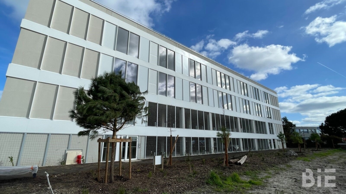 Photo 2 – Location bureaux	MERIGNAC (33700)