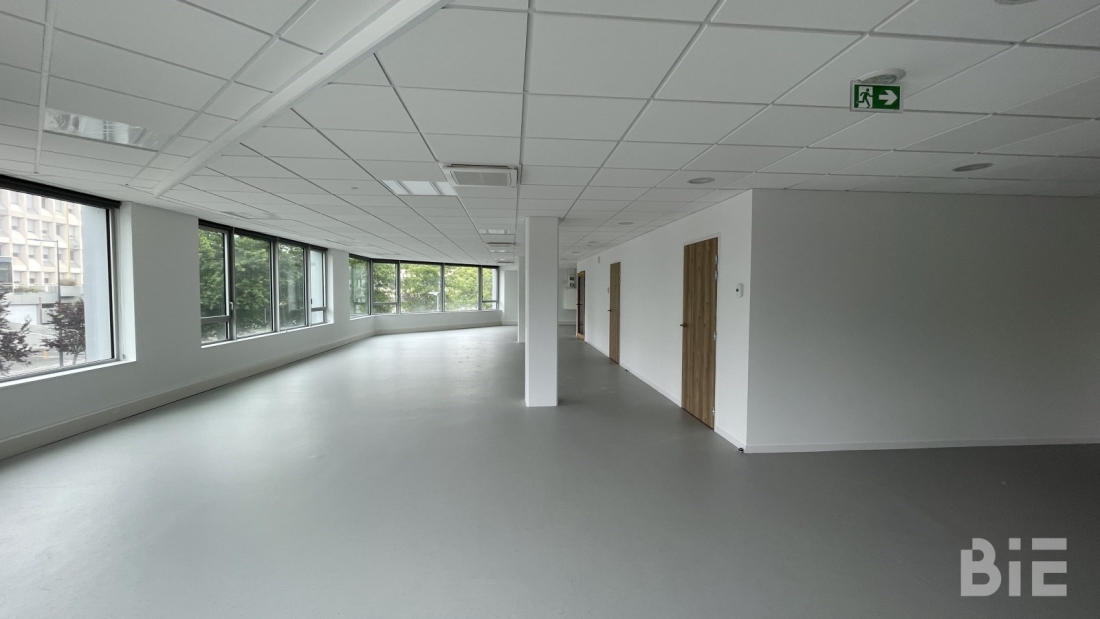 Photo 3 – Location bureaux	BRUGES (33520)