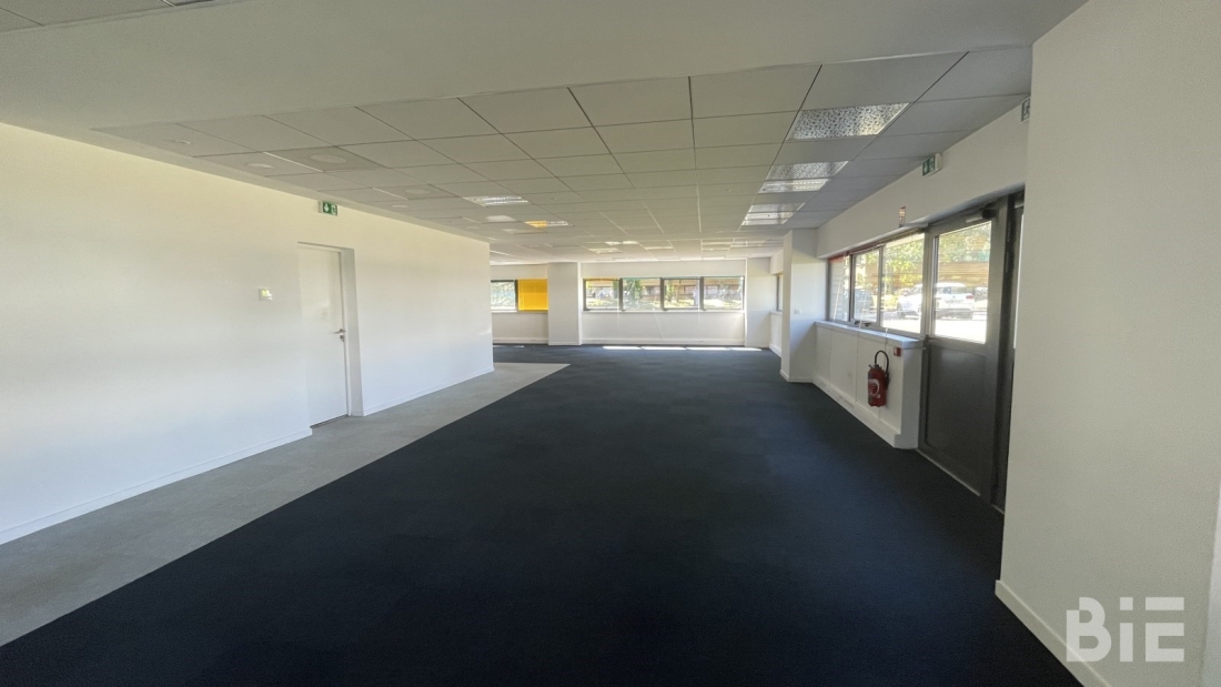 Photo 3 – Location bureaux	MERIGNAC (33700)