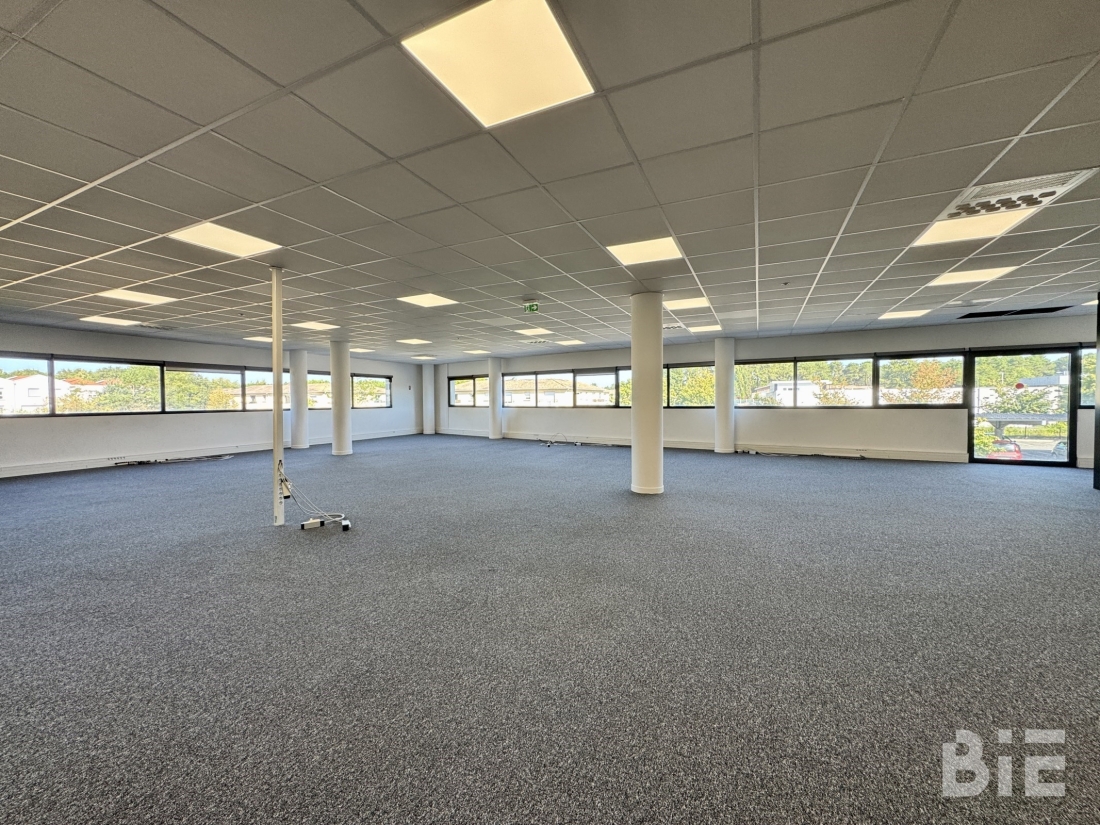 Photo 3 – Location bureaux	MERIGNAC (33700)