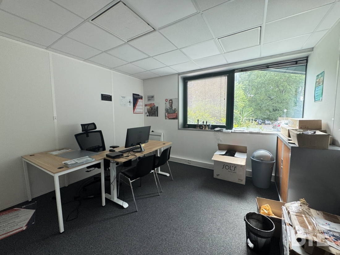 Photo 6 – Location bureaux	BRUGES (33520)