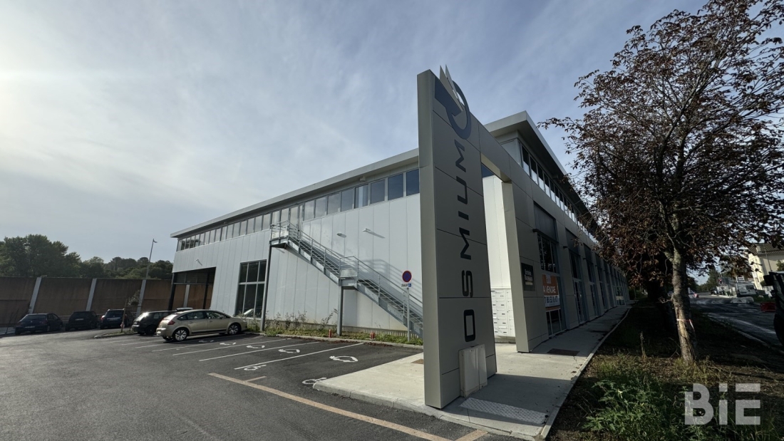 Photo 1 – Vente bureaux	CARBON BLANC (33560)