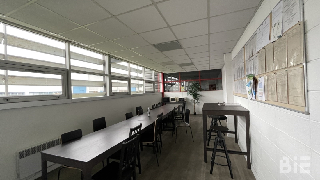 Photo 8 – Vente entrepôts / activités	BLANQUEFORT (33290)