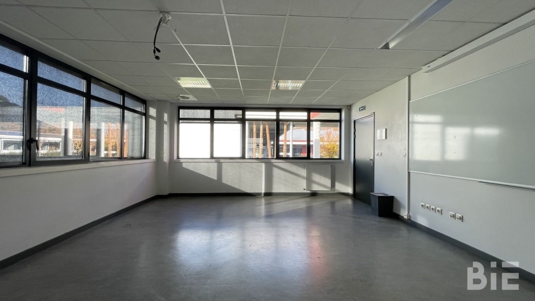 Photo 6 – Vente bureaux	IBOS (65420)