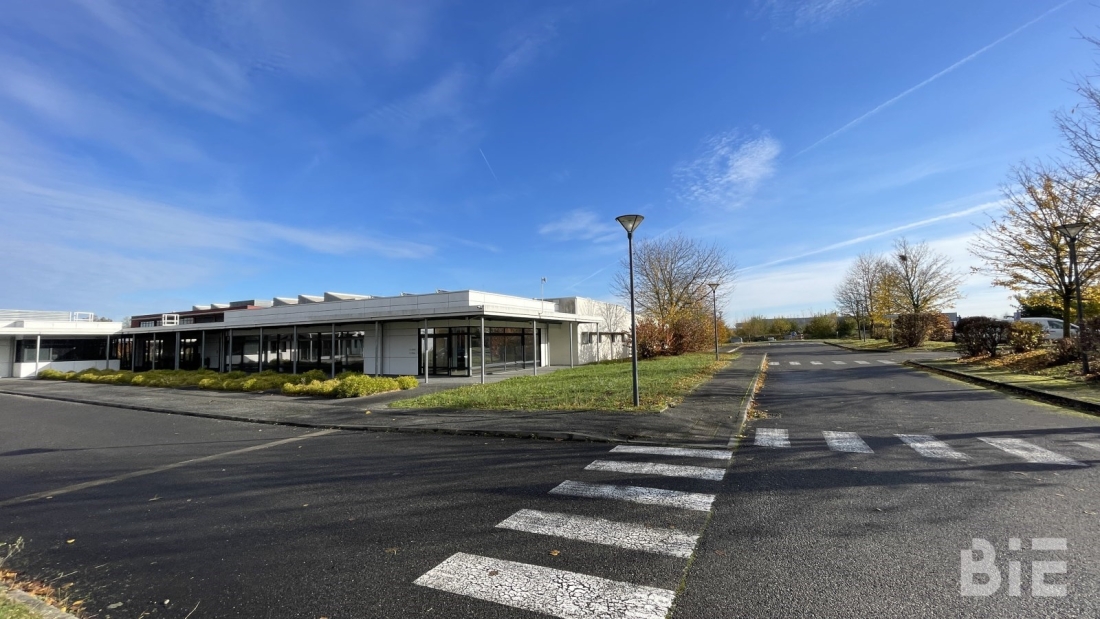 Photo 2 – Vente bureaux	IBOS (65420)