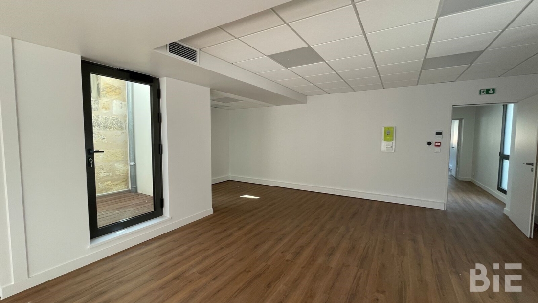 Photo 7 – Vente bureaux	BORDEAUX (33800)