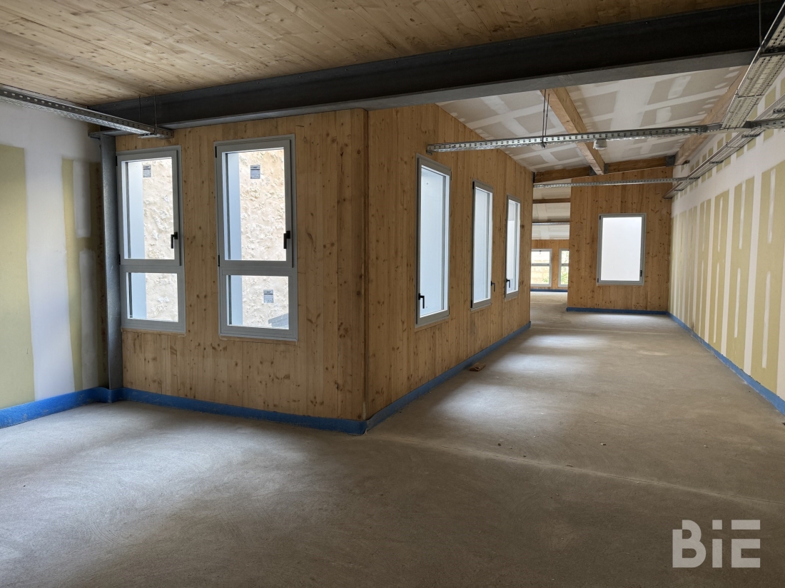 Photo 2 – Location bureaux	BORDEAUX (33800)