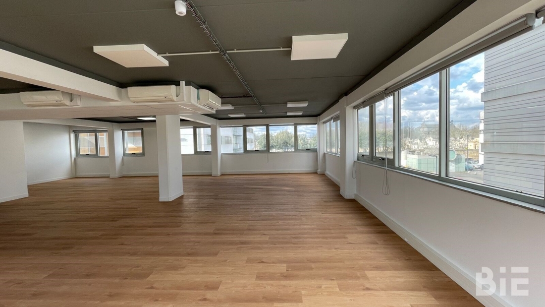 Photo 4 – Location bureaux	BORDEAUX (33000)