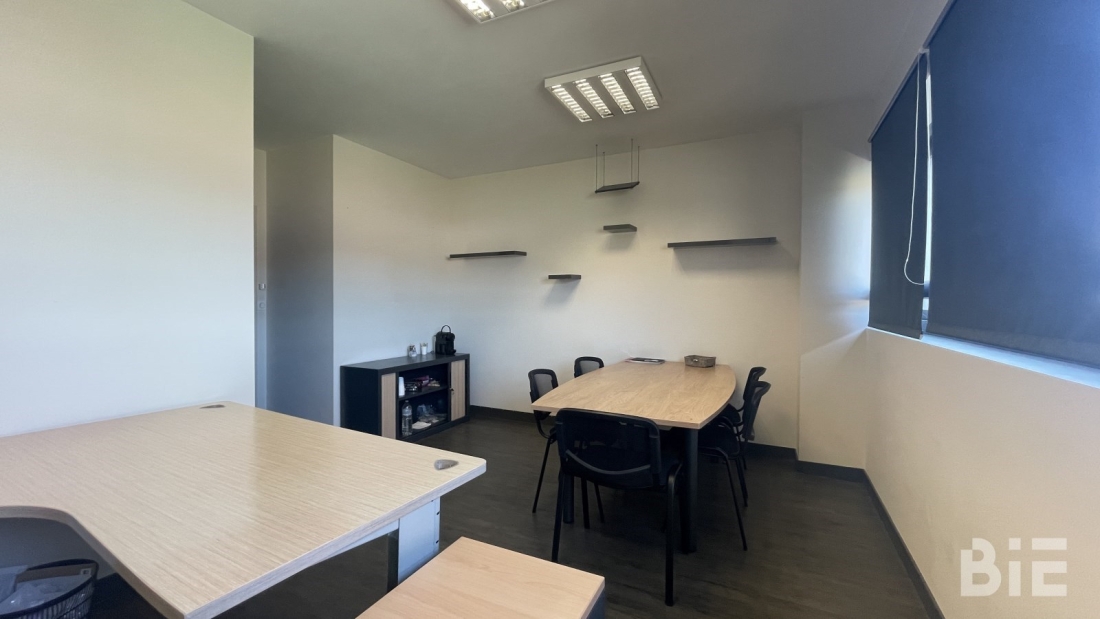 Photo 6 – Vente entrepôts / activités	GENSAC LA PALLUE (16130)