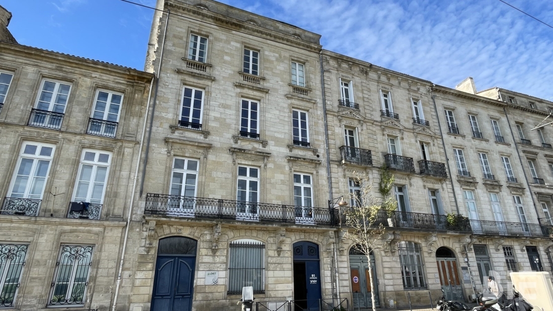 Photo 1 – Location bureaux	BORDEAUX (33000)