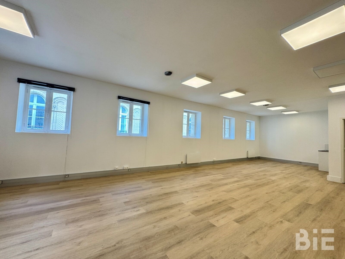 Photo 3 – Location bureaux	BORDEAUX (33000)