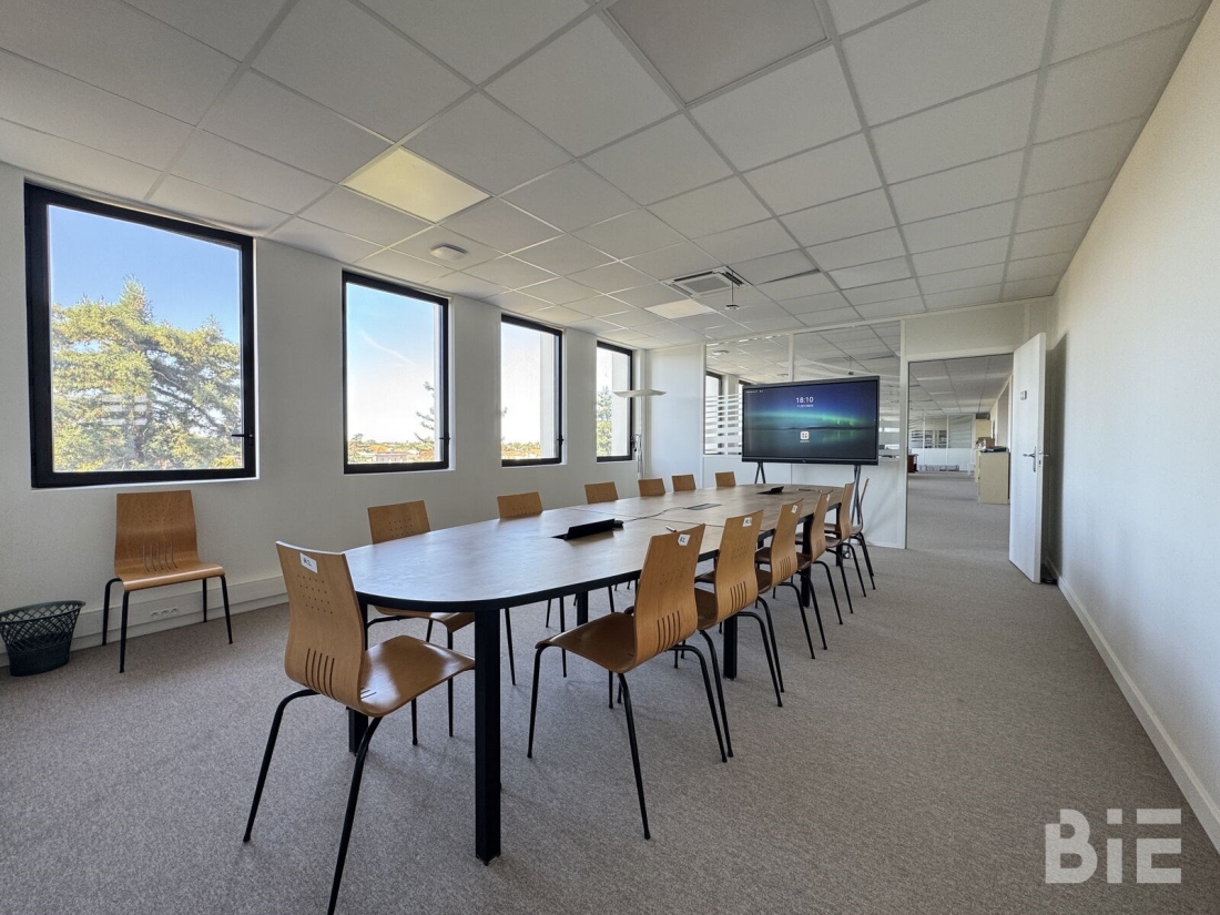 Photo 8 – Location bureaux	BORDEAUX (33200)