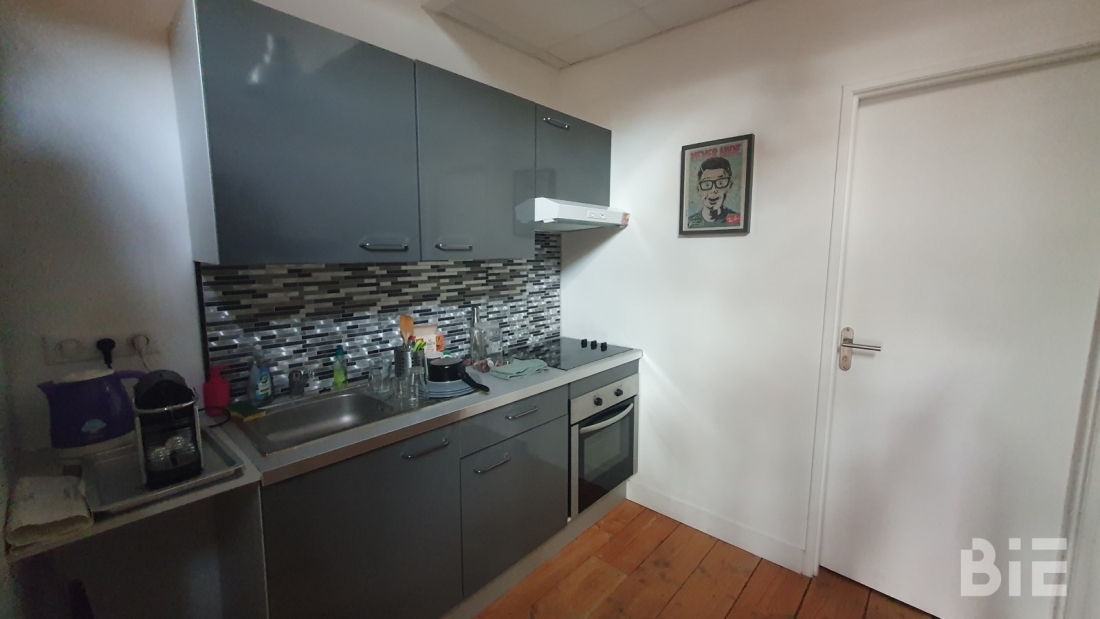 Photo 10 – Vente entrepôts / activités	BORDEAUX (33300)