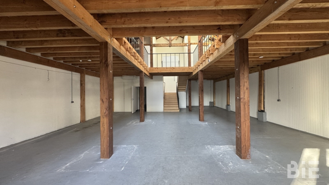 Photo 11 – Vente entrepôts / activités	BORDEAUX (33300)