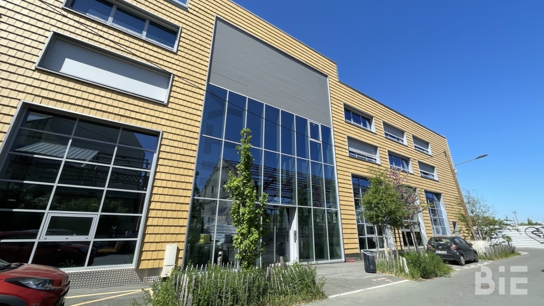Photo 1 – Location bureaux	BORDEAUX (33100)