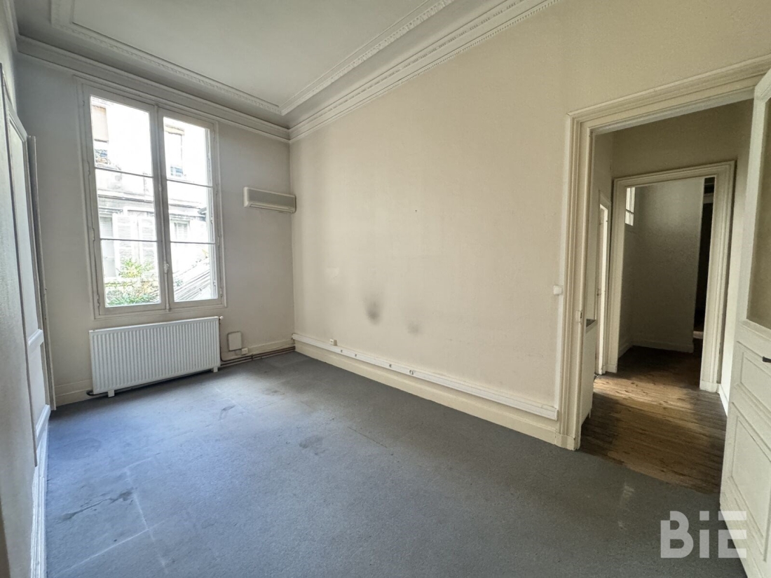 Photo 4 – Vente bureaux	BORDEAUX (33000)