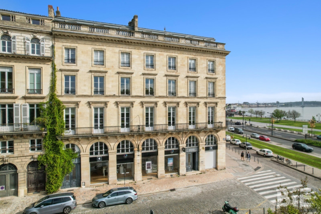 Photo 1 – Location bureaux	BORDEAUX (33000)