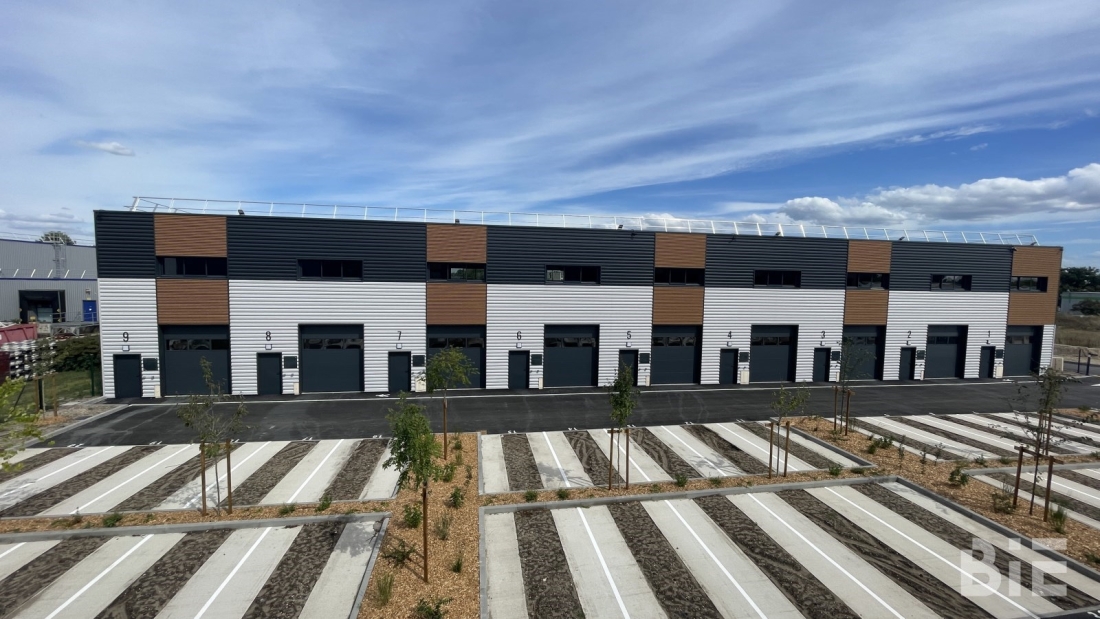 Photo 1 – Location entrepôts / activités	GRADIGNAN (33170)