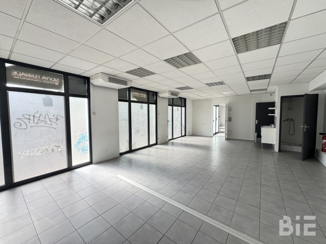 Photo 8 – Location bureaux	BORDEAUX (33800)