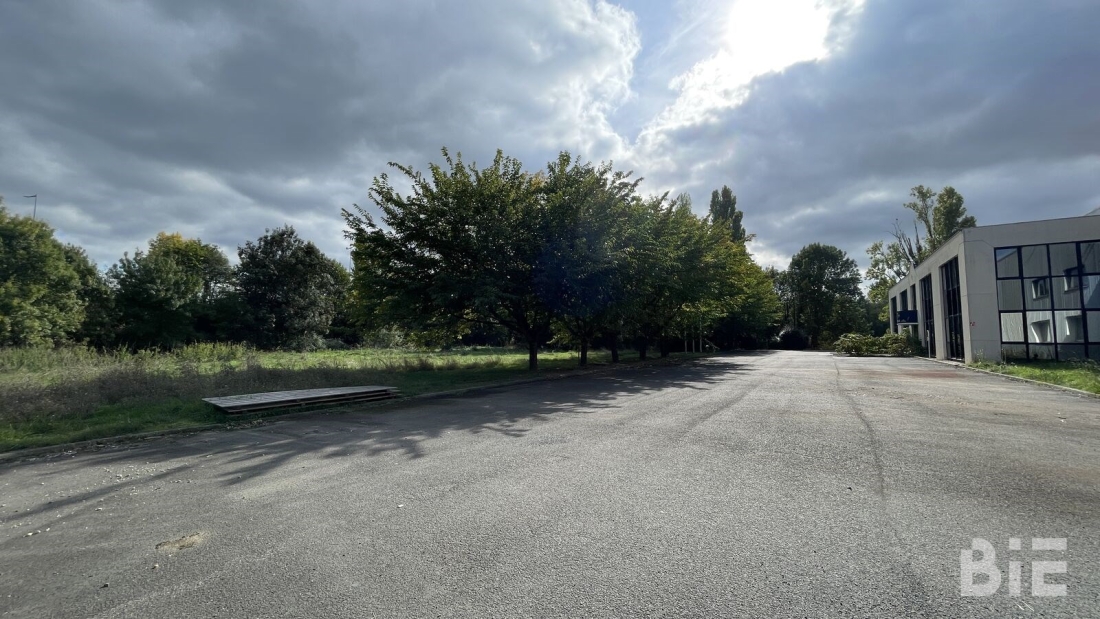 Photo 5 – Location entrepôts / activités	CARBON BLANC (33560)