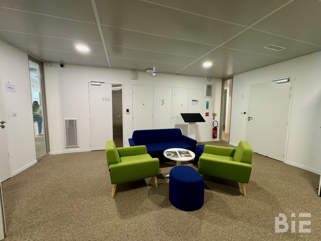 Photo 6 – Location bureaux	BORDEAUX (33800)