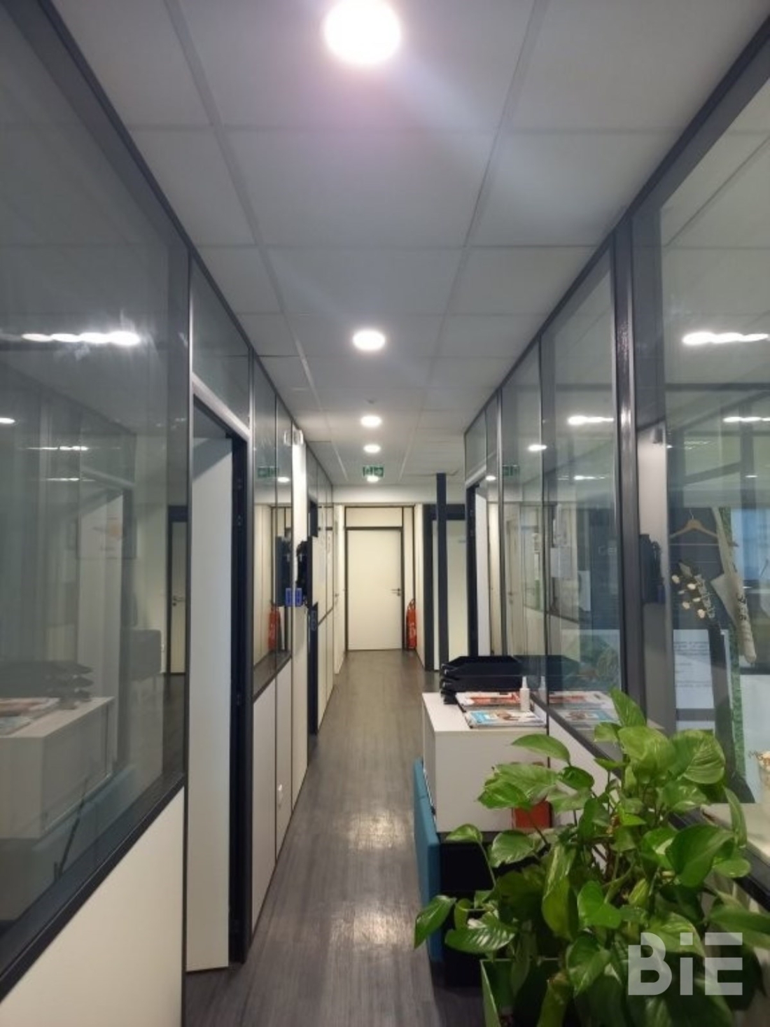 Photo 7 – Location entrepôts / activités	MERIGNAC (33700)