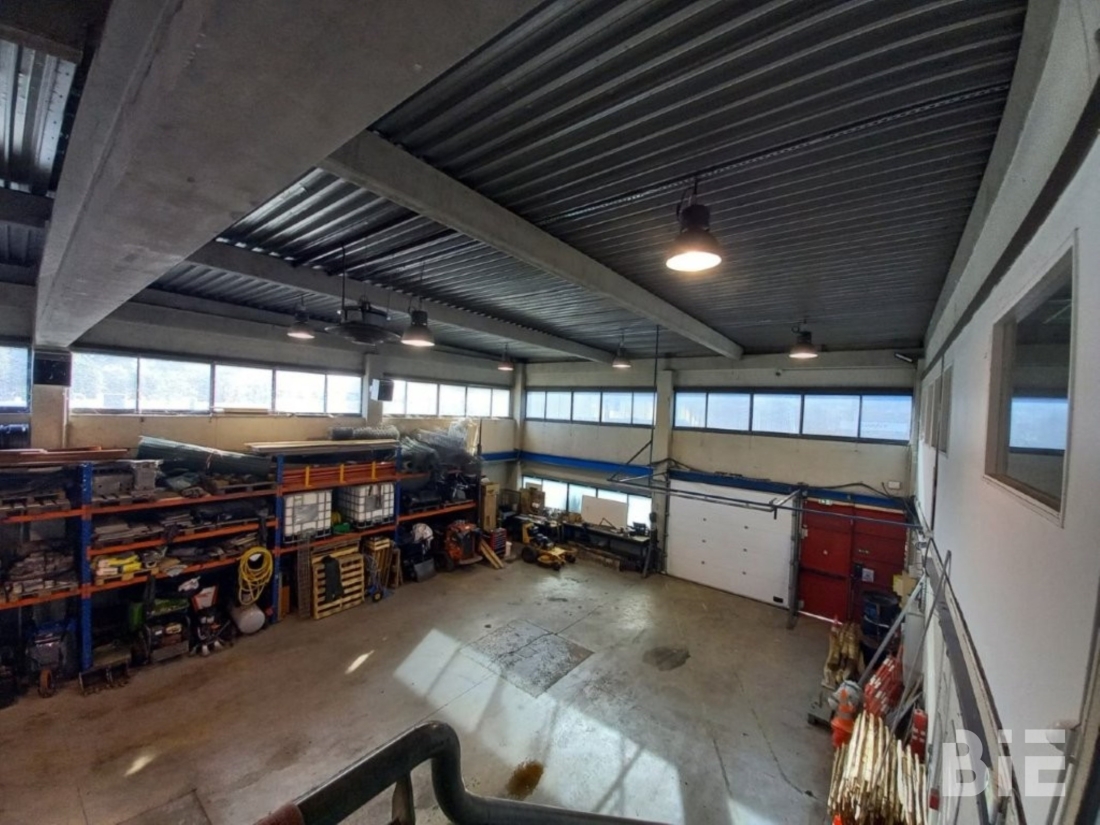 Photo 2 – Location entrepôts / activités	MERIGNAC (33700)