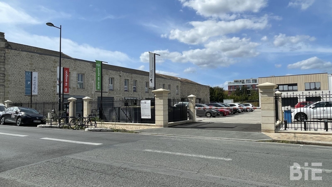 Photo 1 – Location bureaux	BORDEAUX (33000)