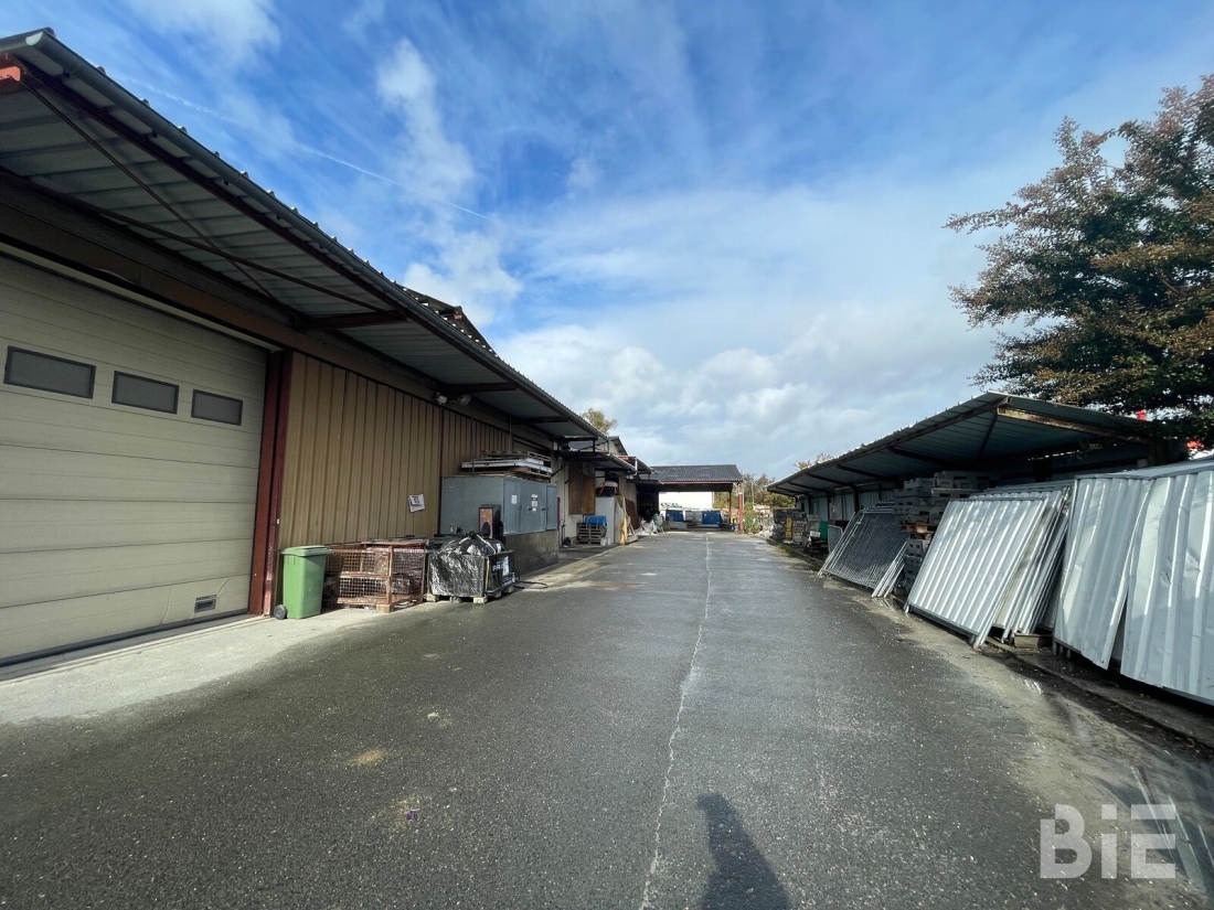 Photo 6 – Location entrepôts / activités	PESSAC (33600)