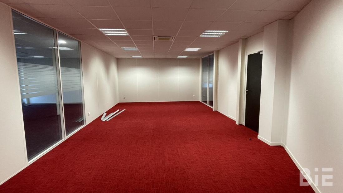 Photo 4 – Location bureaux	LE HAILLAN (33185)