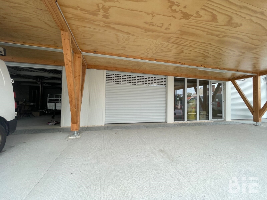 Photo 6 – Location entrepôts / activités	BEGLES (33130)