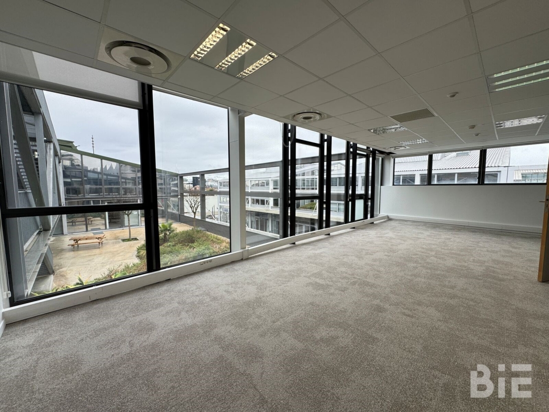 Photo 6 – Location bureaux	BORDEAUX (33300)