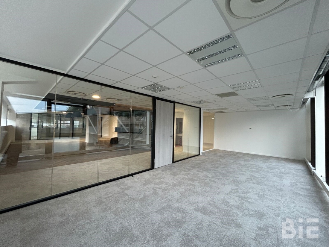Photo 7 – Location bureaux	BORDEAUX (33300)