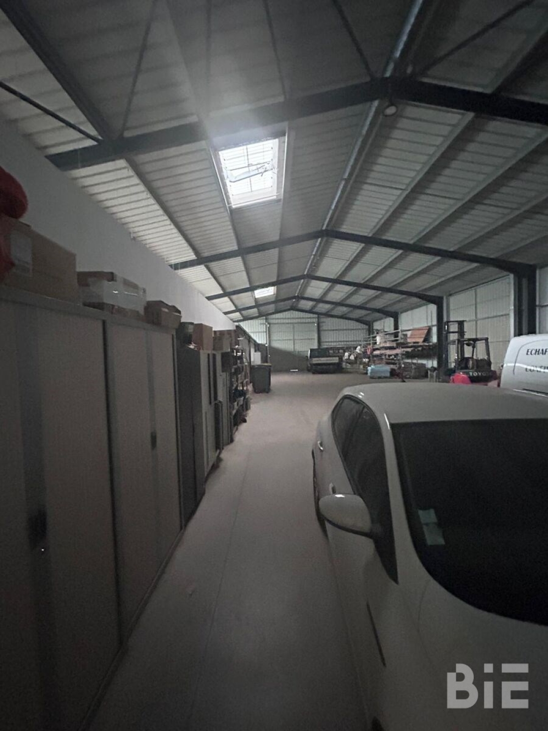 Photo 3 – Vente entrepôts / activités	SERIGNAC (82500)