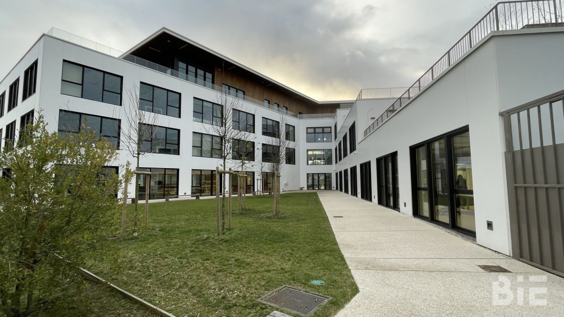 Photo 1 – Location bureaux	PESSAC (33600)