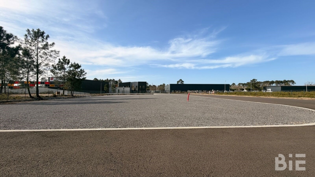 Photo 5 – Location entrepôts / activités	MIOS (33380)