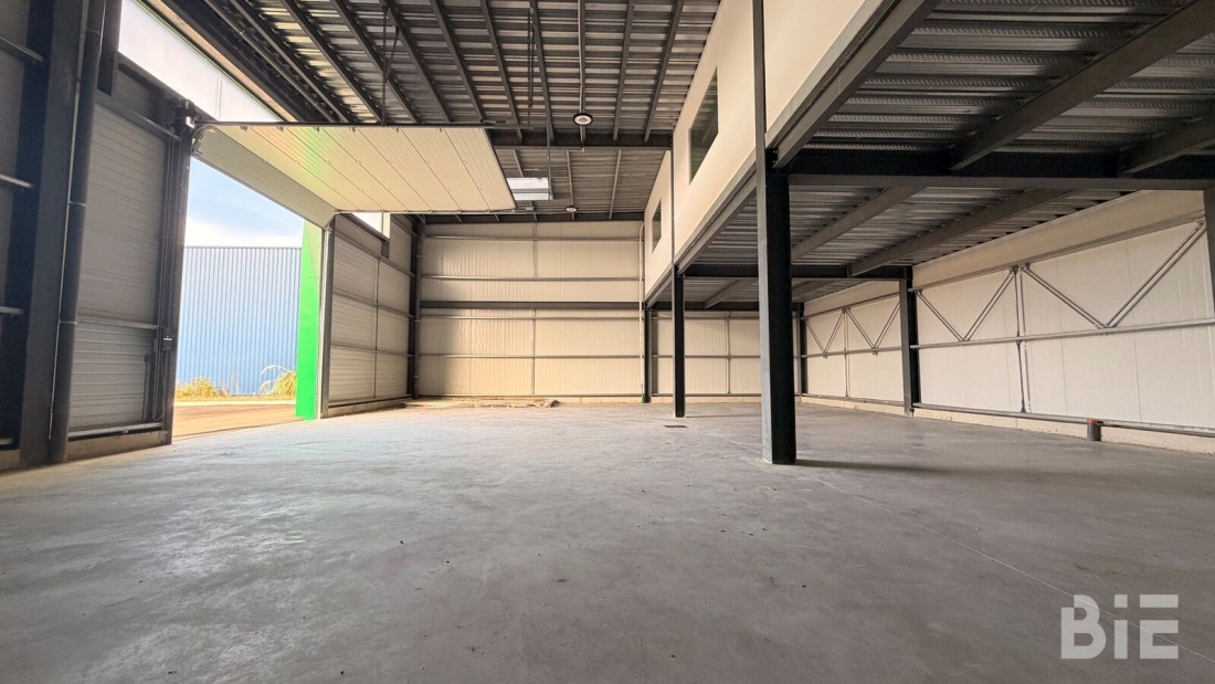 Photo 6 – Location entrepôts / activités	MIOS (33380)