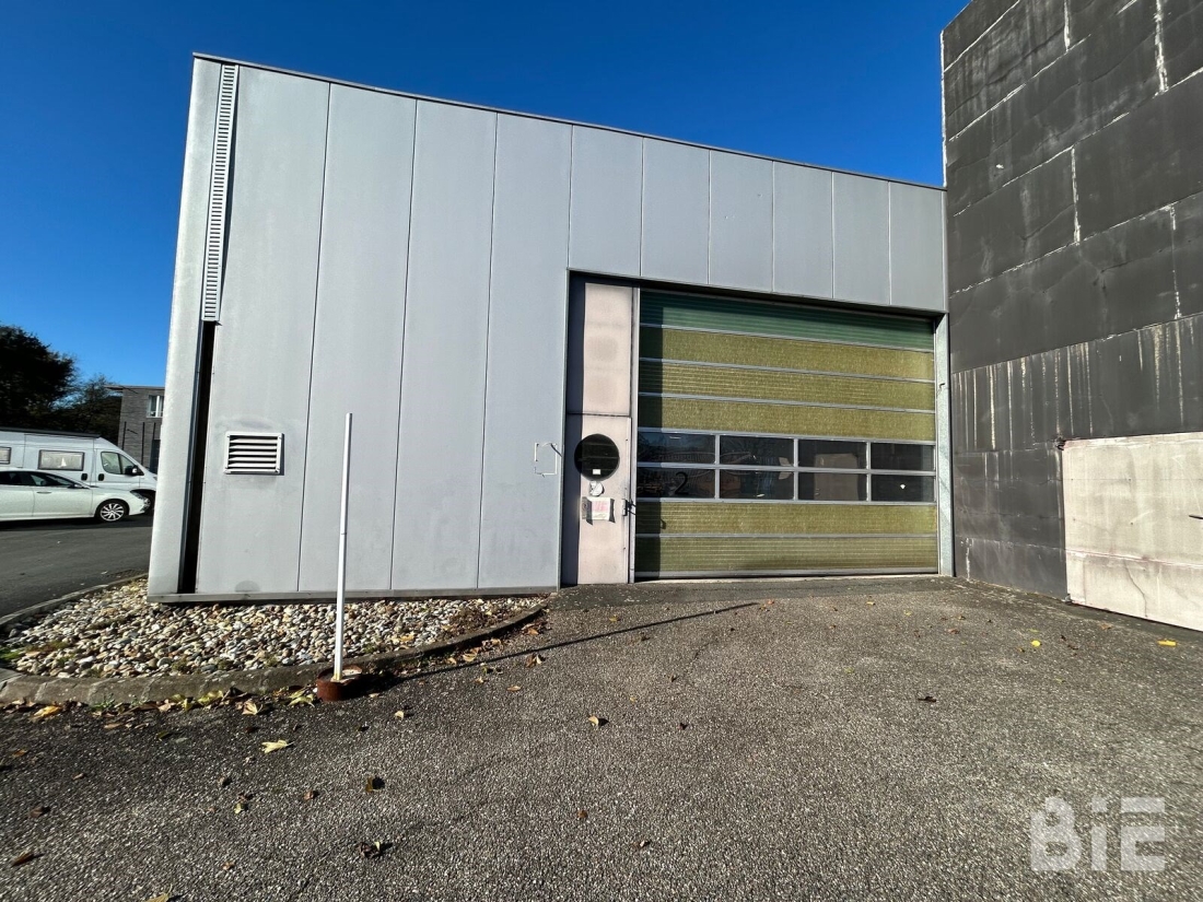 Photo 2 – Location entrepôts / activités	MERIGNAC (33700)