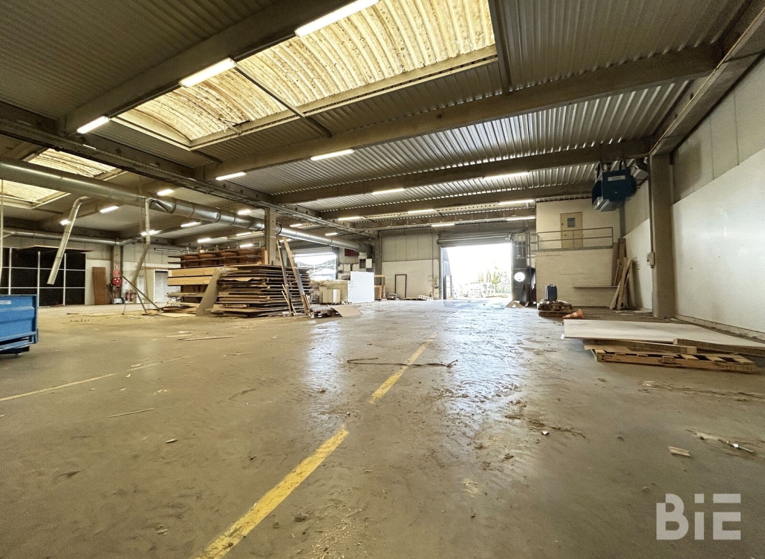 Photo 12 – Location entrepôts / activités	MERIGNAC (33700)